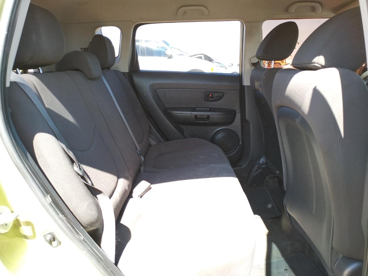 Photo 6 from auction – 2013 KIA SOUL with VIN KNDJT2A53D7538691