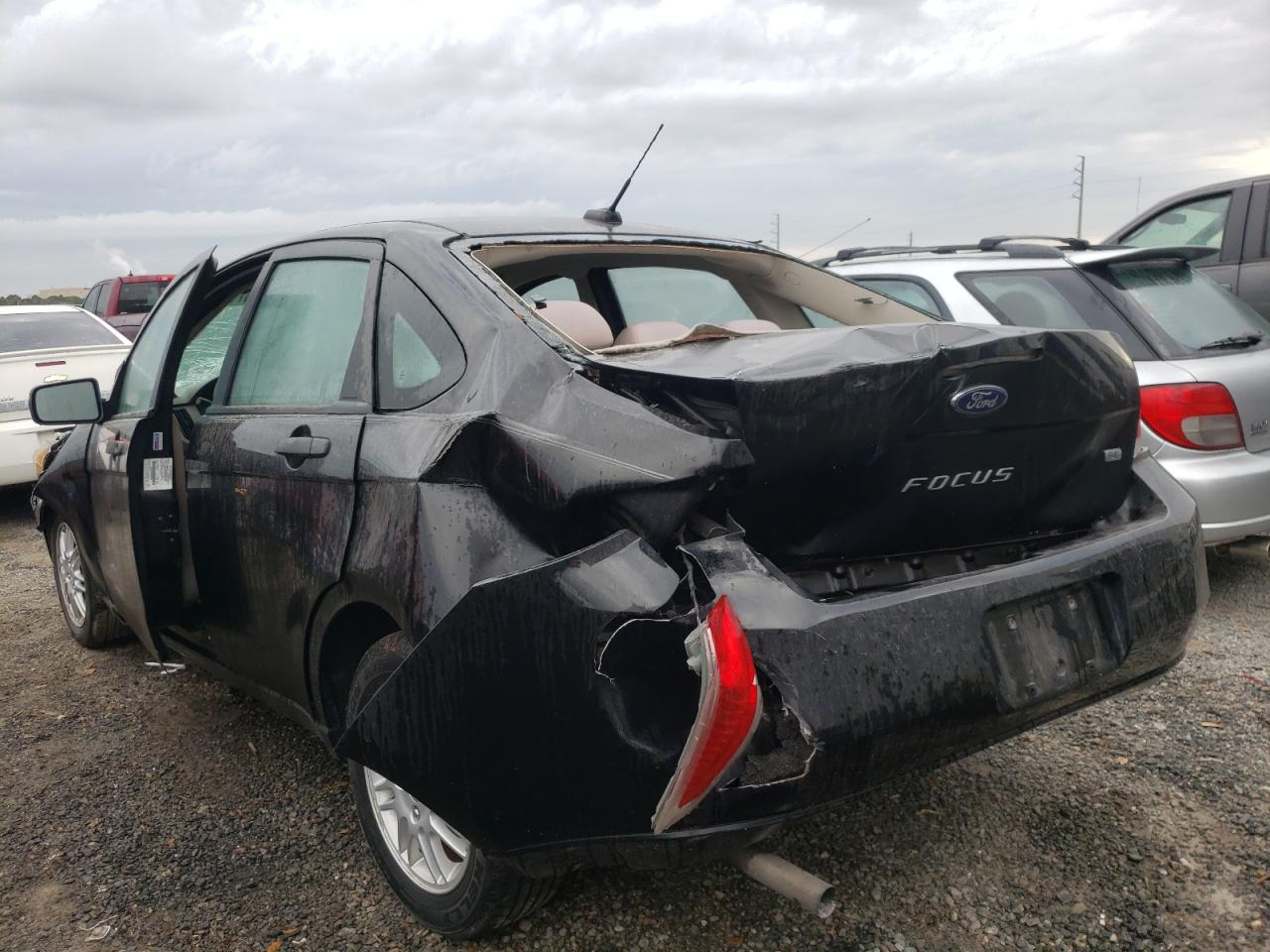 Photo 3 from auction – 2010 FORD FOCUS SE with VIN 1FAHP3FN5AW278738