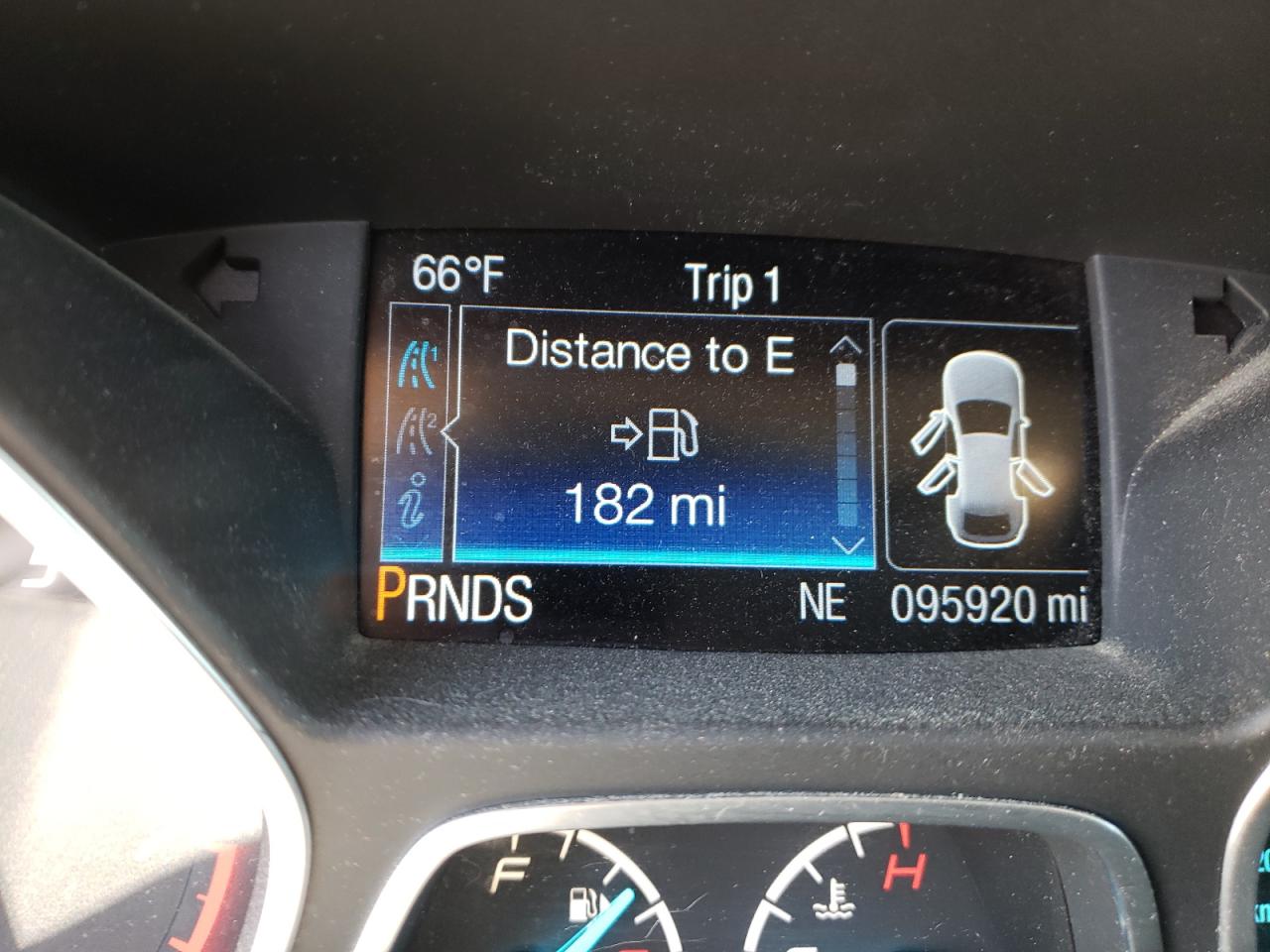 Photo 8 from auction – 2016 FORD ESCAPE SE with VIN 1FMCU9G95GUC63092