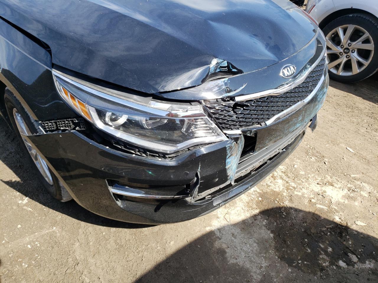 Photo 9 from auction – 2016 KIA OPTIMA LX with VIN 5XXGT4L36GG116752
