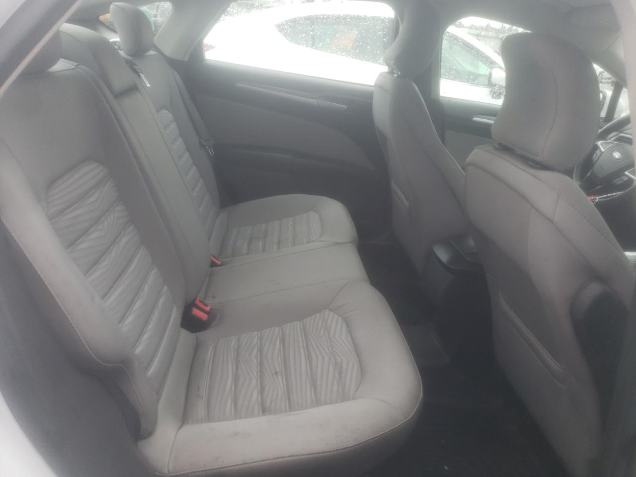 Photo 6 from auction – 2016 FORD FUSION S with VIN 1FA6P0G78G5128076