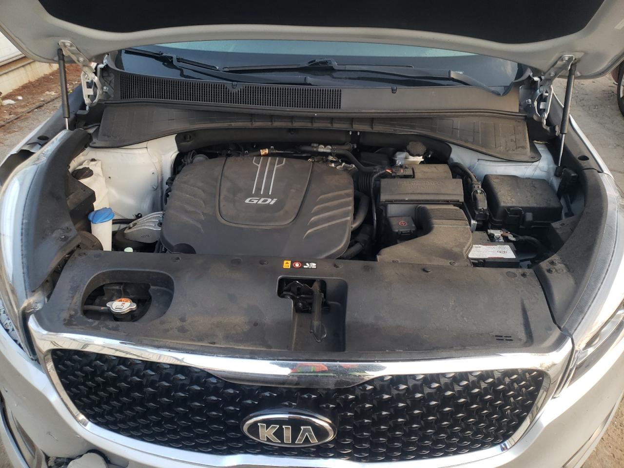 Photo 7 from auction – 2017 KIA SORENTO EX with VIN 5XYPH4A53HG195221
