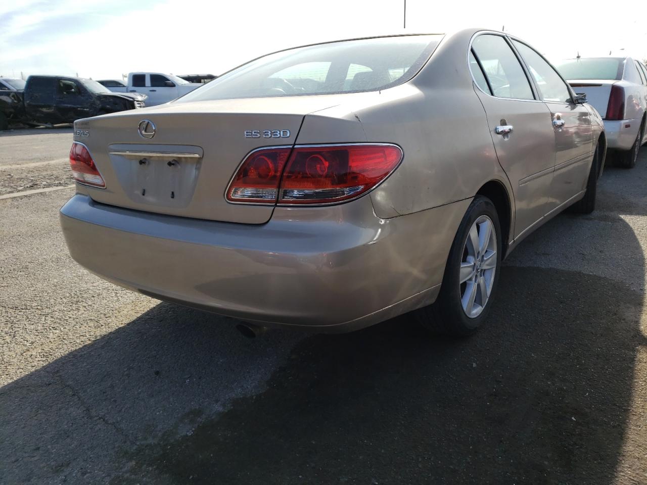 Photo 4 from auction – 2005 LEXUS ES 330 with VIN JTHBA30G355137964