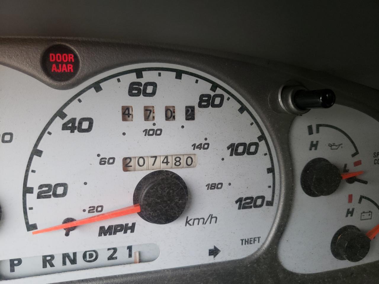 Photo 8 from auction – 2002 FORD EXPLORER S with VIN 1FMZU67E62UB18576