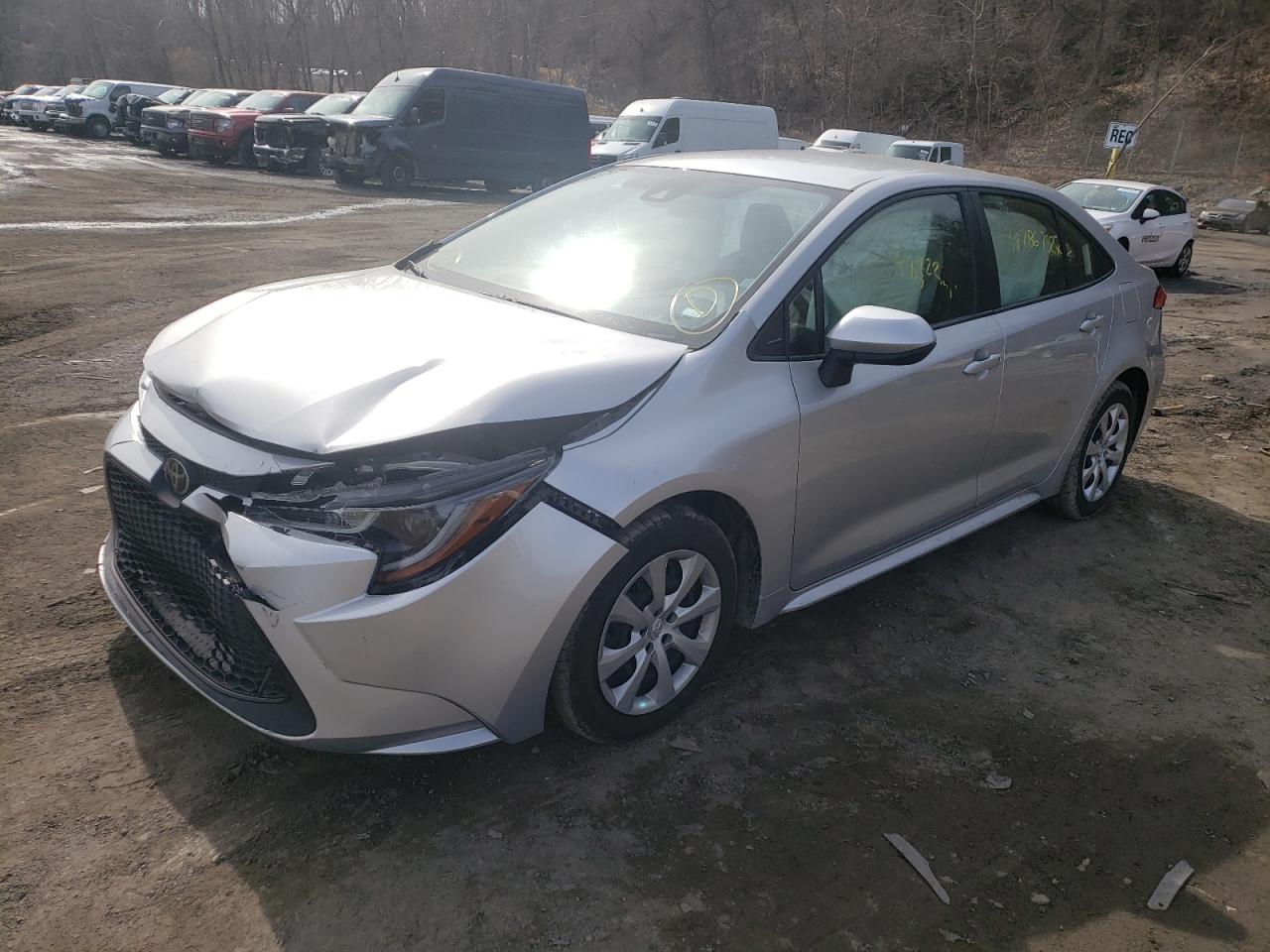 Photo 2 from auction – 2020 TOYOTA COROLLA LE with VIN JTDEPRAE8LJ097057