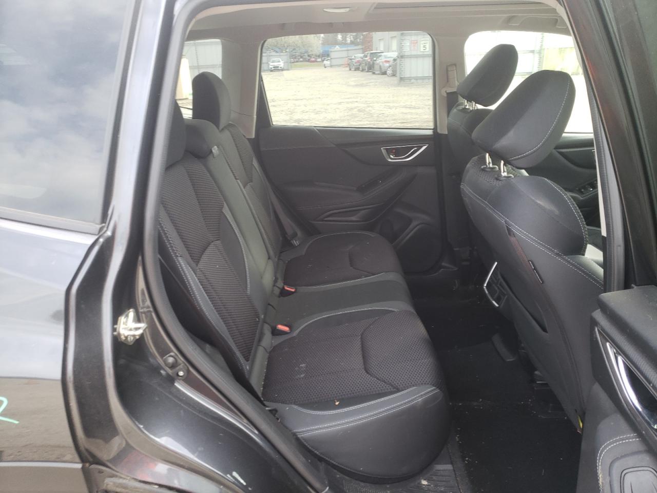 Photo 6 from auction – 2019 SUBARU FORESTER P with VIN JF2SKAEC4KH556829