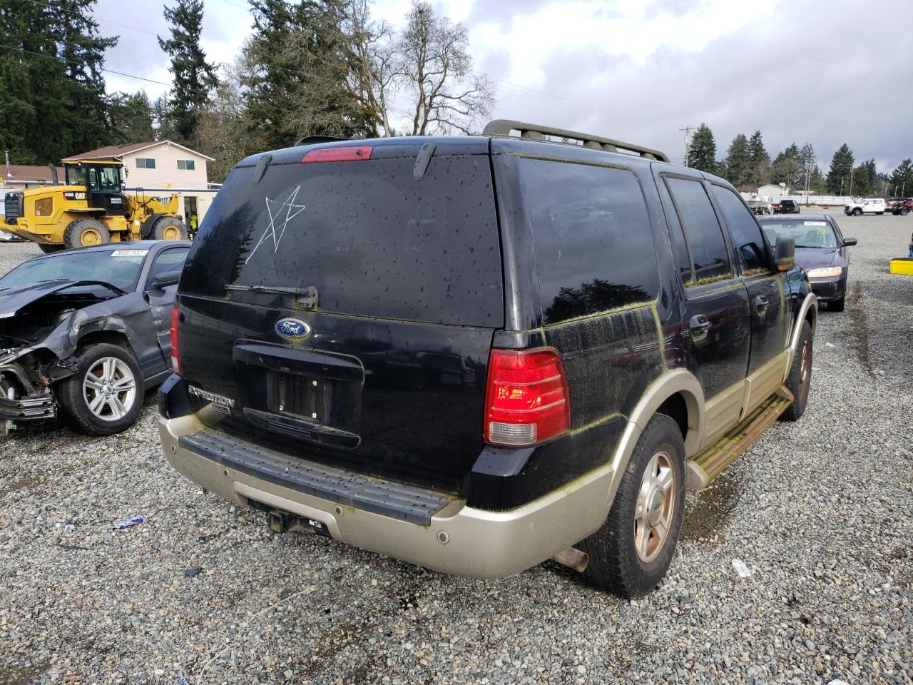 Photo 4 from auction – 2006 FORD EXPEDITION with VIN 1FMPU17556LA85057