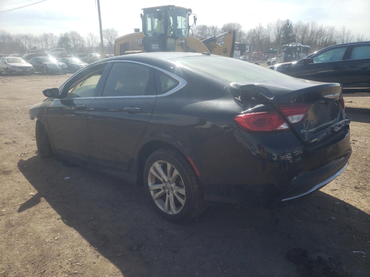 Photo 3 from auction – 2015 CHRYSLER 200 LIMITE with VIN 1C3CCCAB3FN688324