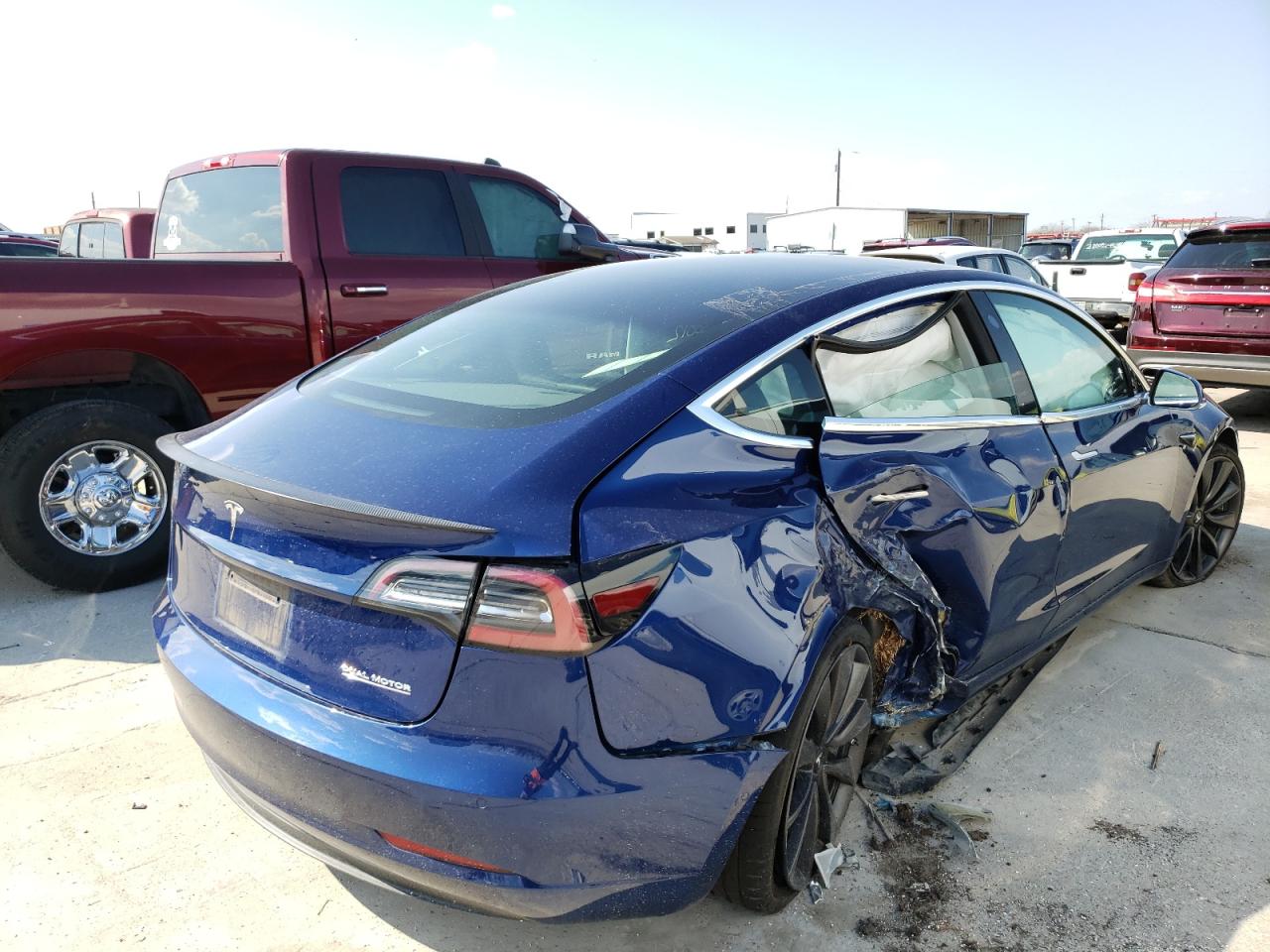Photo 4 from auction – 2020 TESLA MODEL 3 with VIN 5YJ3E1EC7LF722028