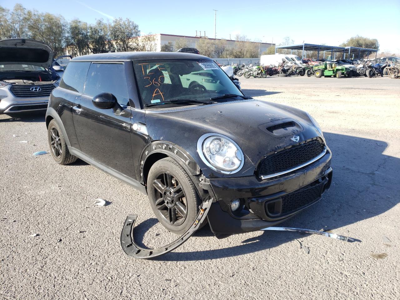 MINI COOPER S 2013 with VIN WMWSV3C57DT391541 - Photo from auction