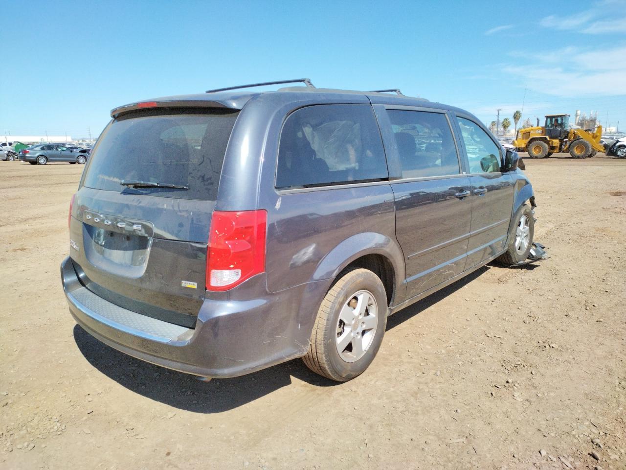 Photo 4 from auction – 2013 DODGE GRAND CARA with VIN 2C4RDGCGXDR612067