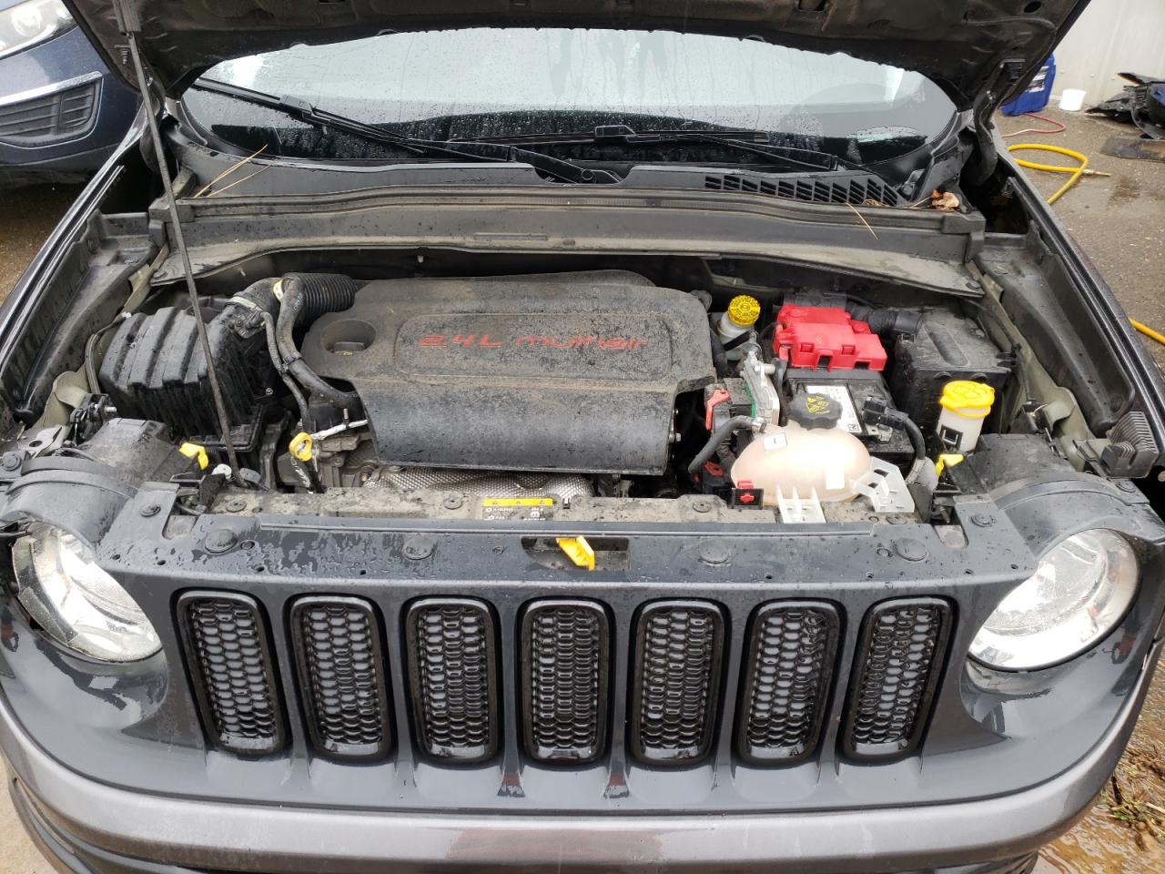 Photo 7 from auction – 2018 JEEP RENEGADE L with VIN ZACCJABB5JPJ71706