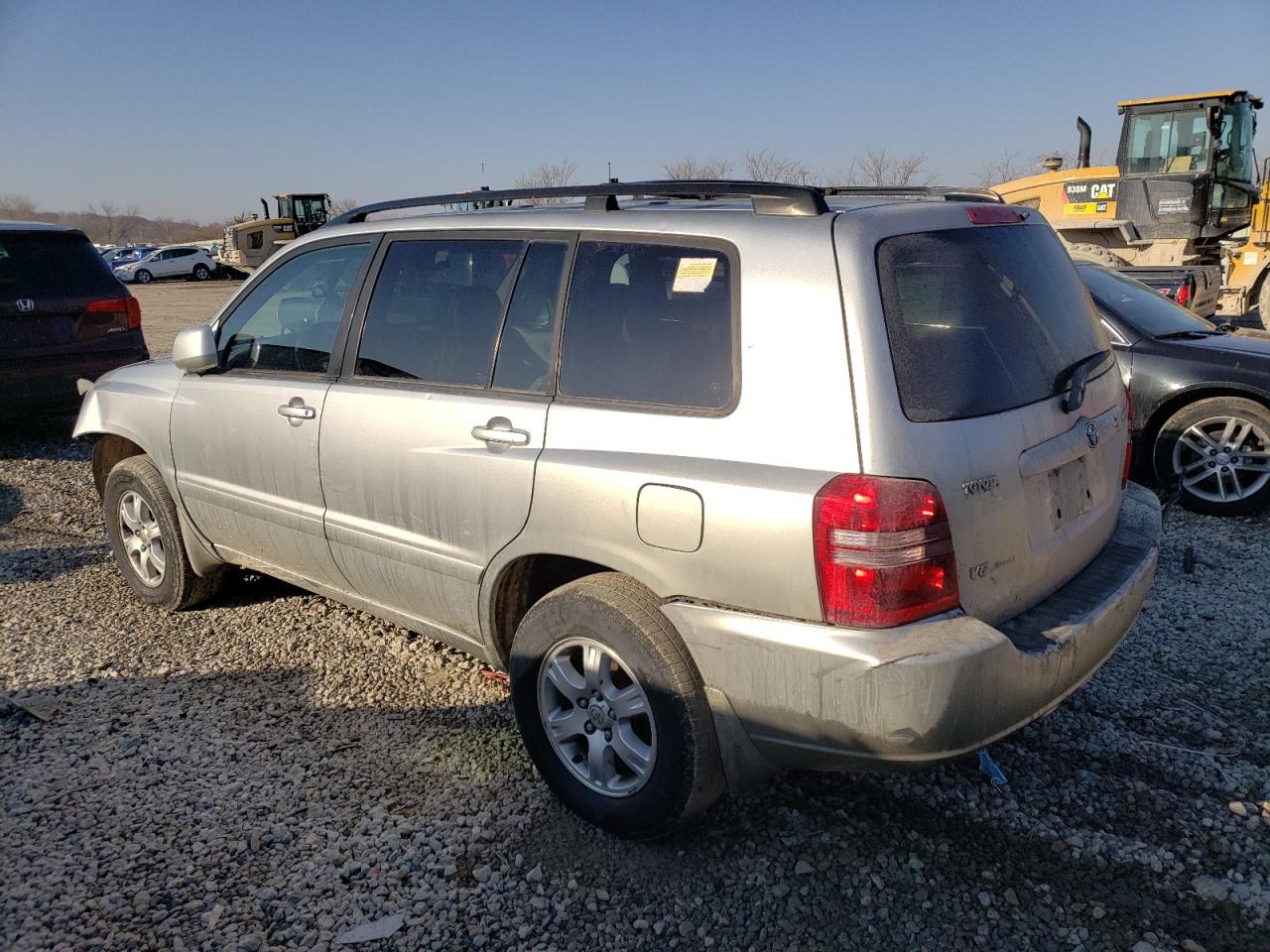 Photo 3 from auction – 2001 TOYOTA HIGHLANDER with VIN JTEHF21A310017862