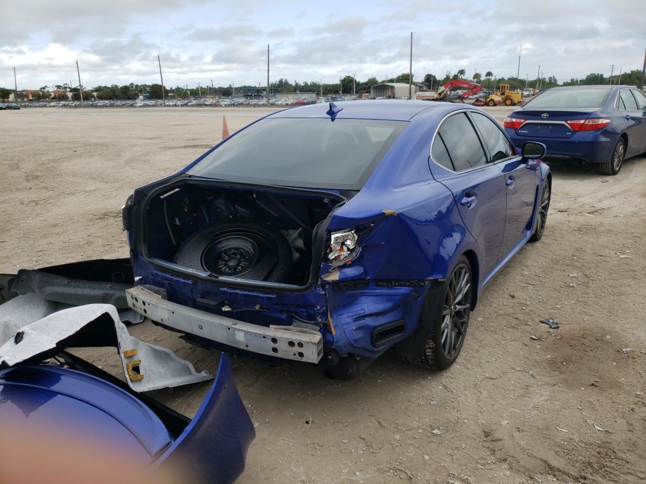 Photo 4 from auction – 2010 LEXUS IS F with VIN JTHBP5C20A5007029
