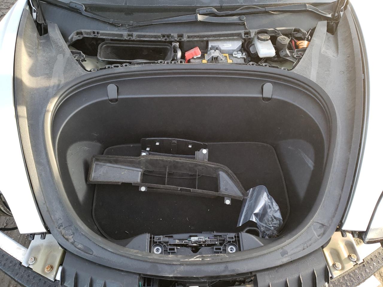 Photo 7 from auction – 2018 TESLA MODEL 3 with VIN 5YJ3E1EA1JF036241