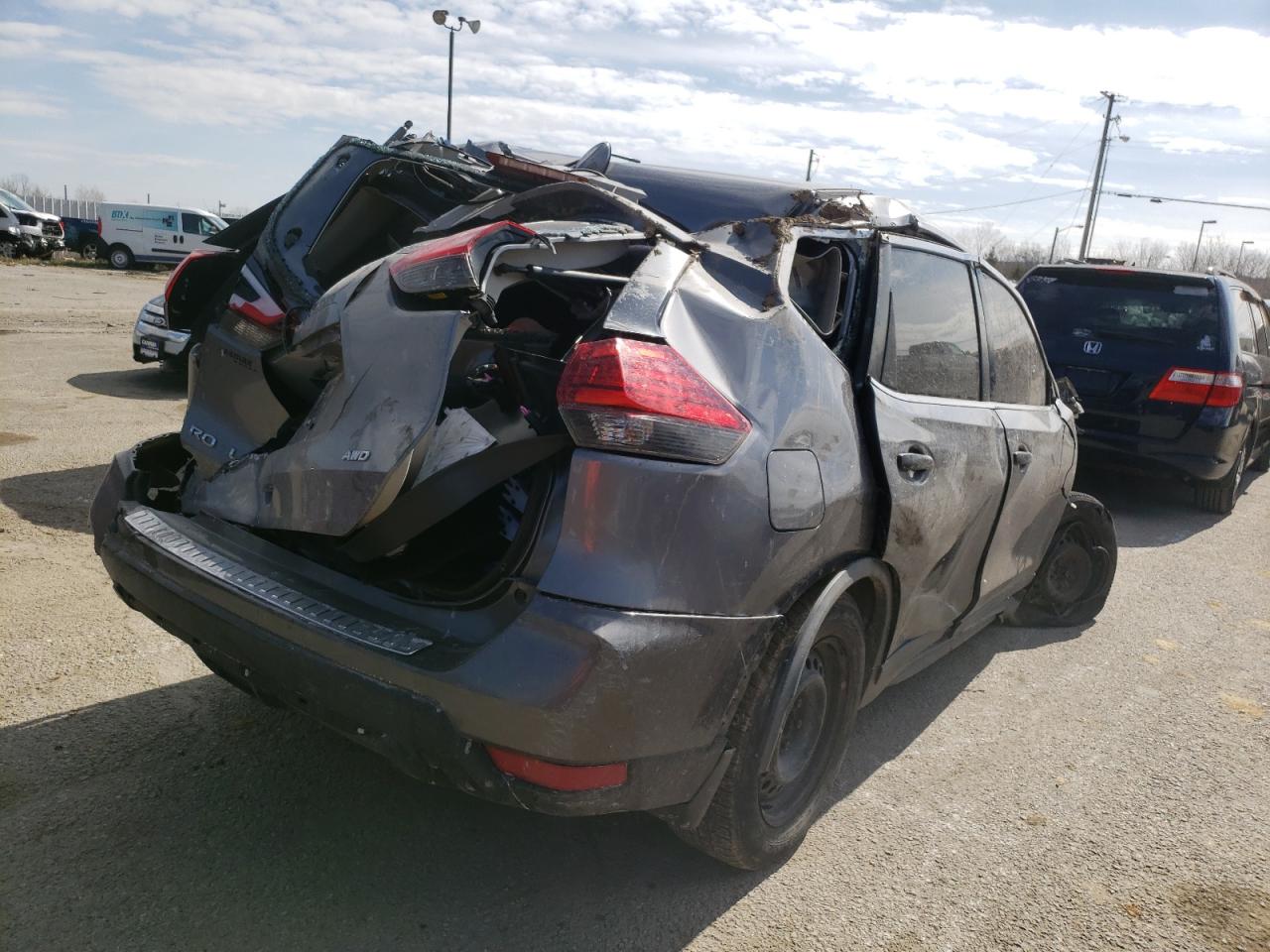 Photo 4 from auction – 2017 NISSAN ROGUE S with VIN KNMAT2MV9HP594846