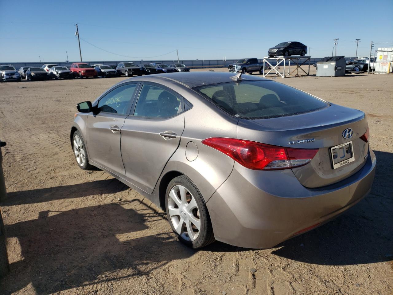 Photo 3 from auction – 2012 HYUNDAI ELANTRA GL with VIN 5NPDH4AE5CH131850