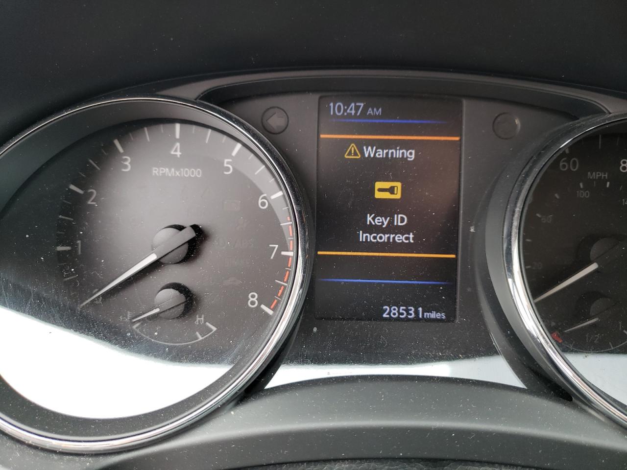 Photo 8 from auction – 2018 NISSAN ROGUE S with VIN 5N1AT2MT5JC818895