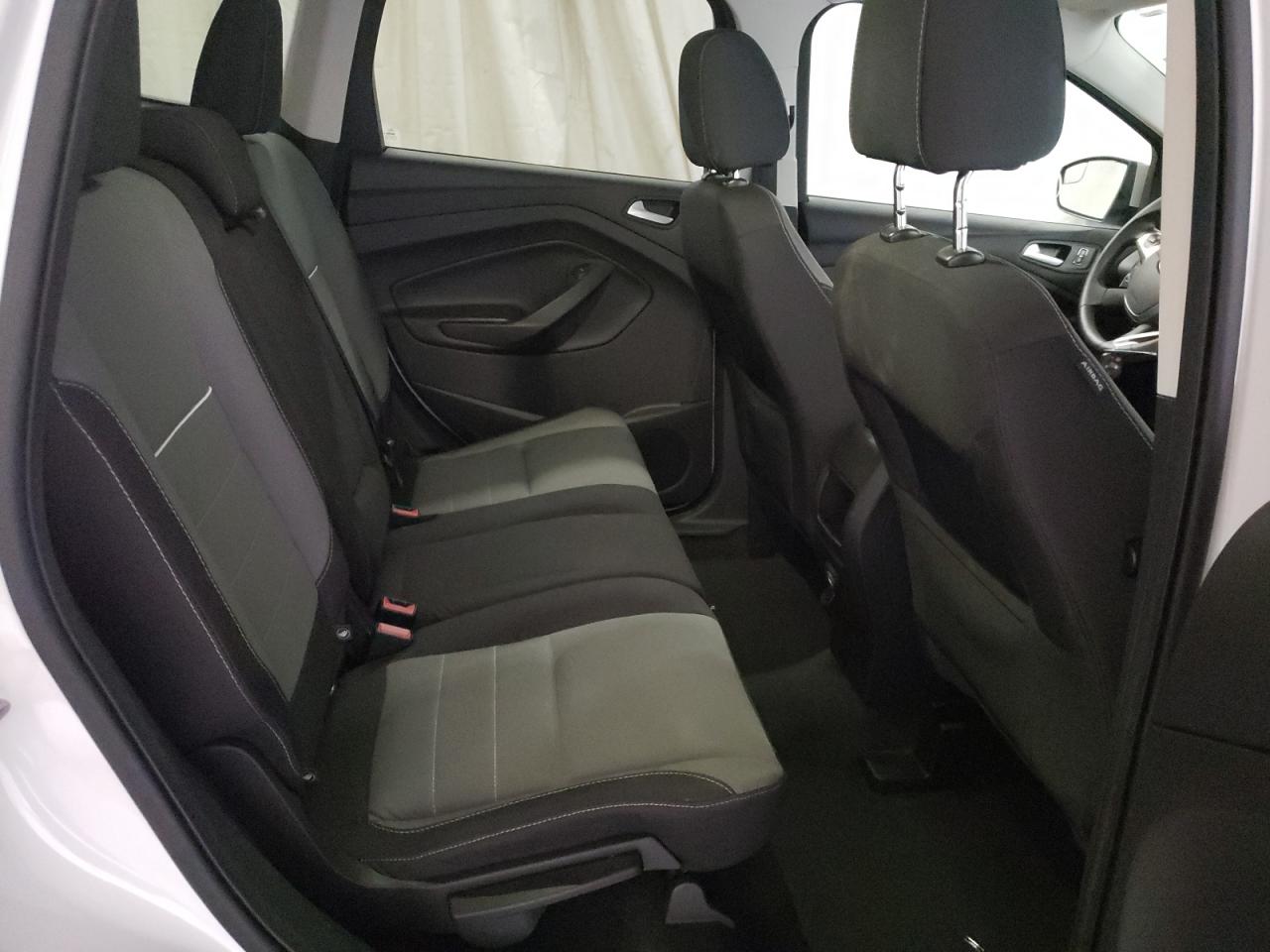 Photo 6 from auction – 2015 FORD ESCAPE SE with VIN 1FMCU9GX0FUC53163