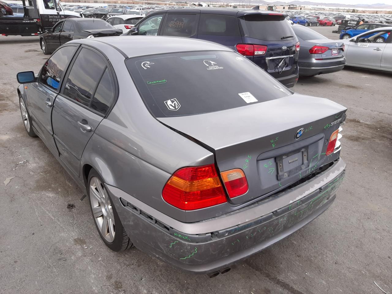 Photo 3 from auction – 2003 BMW 325 I with VIN WBAET37483NH03635