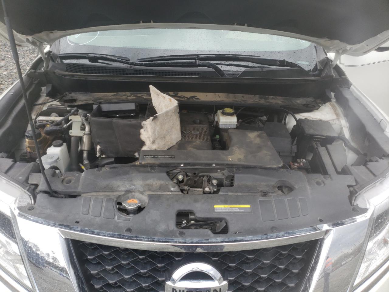 Photo 7 from auction – 2015 NISSAN PATHFINDER with VIN 5N1AR2MN2FC677033