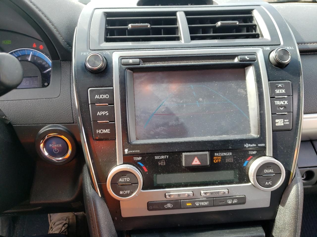 Photo 9 from auction – 2014 TOYOTA CAMRY HYBR with VIN 4T1BD1FK2EU138548