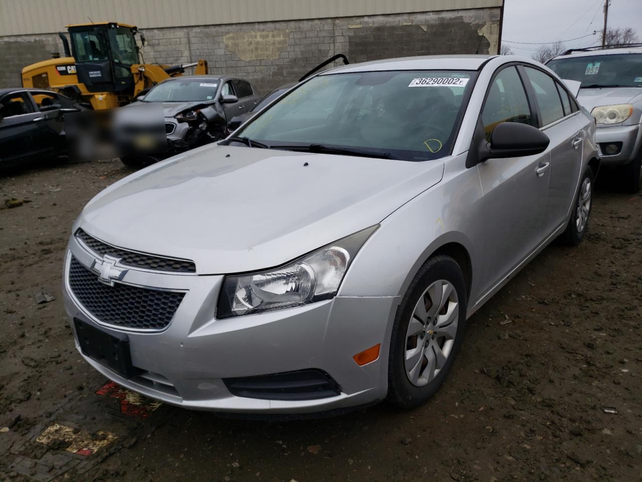 Photo 2 from auction – 2012 CHEVROLET CRUZE LS with VIN 1G1PC5SH3C7333934