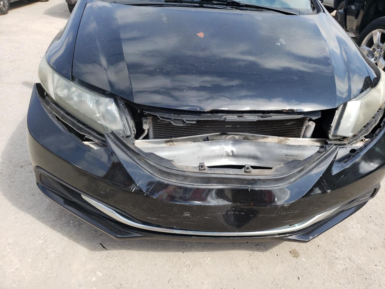 Photo 9 from auction – 2014 HONDA CIVIC LX with VIN 19XFB2F50EE048907