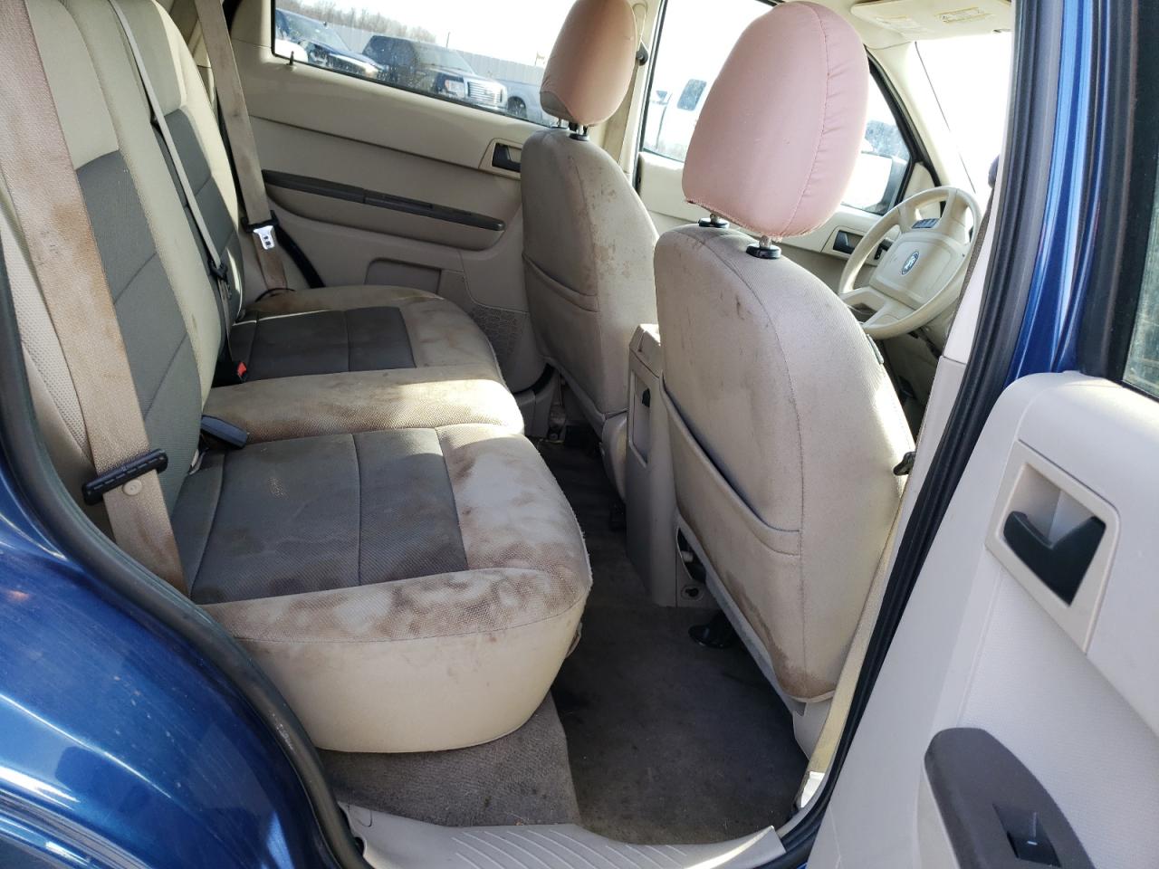 Photo 6 from auction – 2008 FORD ESCAPE XLT with VIN 1FMCU93138KE00589