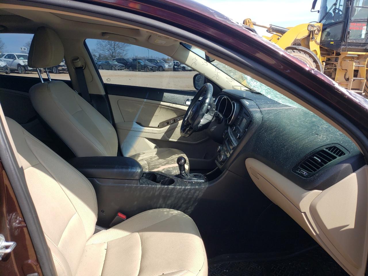 Photo 5 from auction – 2015 KIA OPTIMA EX with VIN 5XXGN4A71FG462478