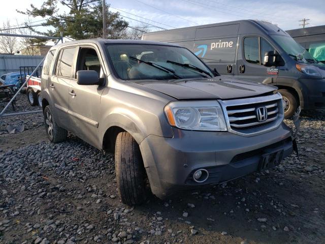 HONDA PILOT TOUR 2013 with VIN 5FNYF4H94DB044473 - Photo from auction