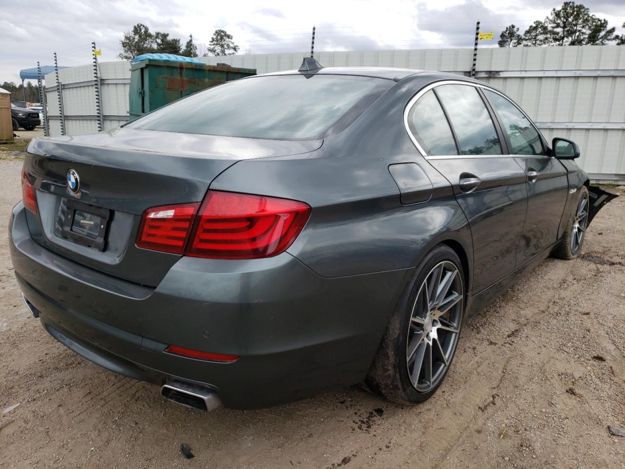 Photo 4 from auction – 2011 BMW 550 XI with VIN WBAFU9C55BC784510