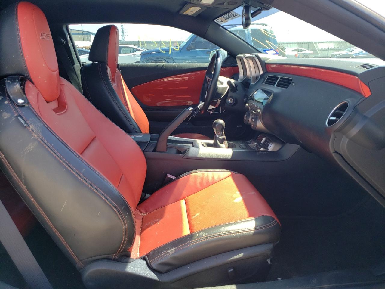 Photo 5 from auction – 2011 CHEVROLET CAMARO 2SS with VIN 2G1FT1EW7B9147308