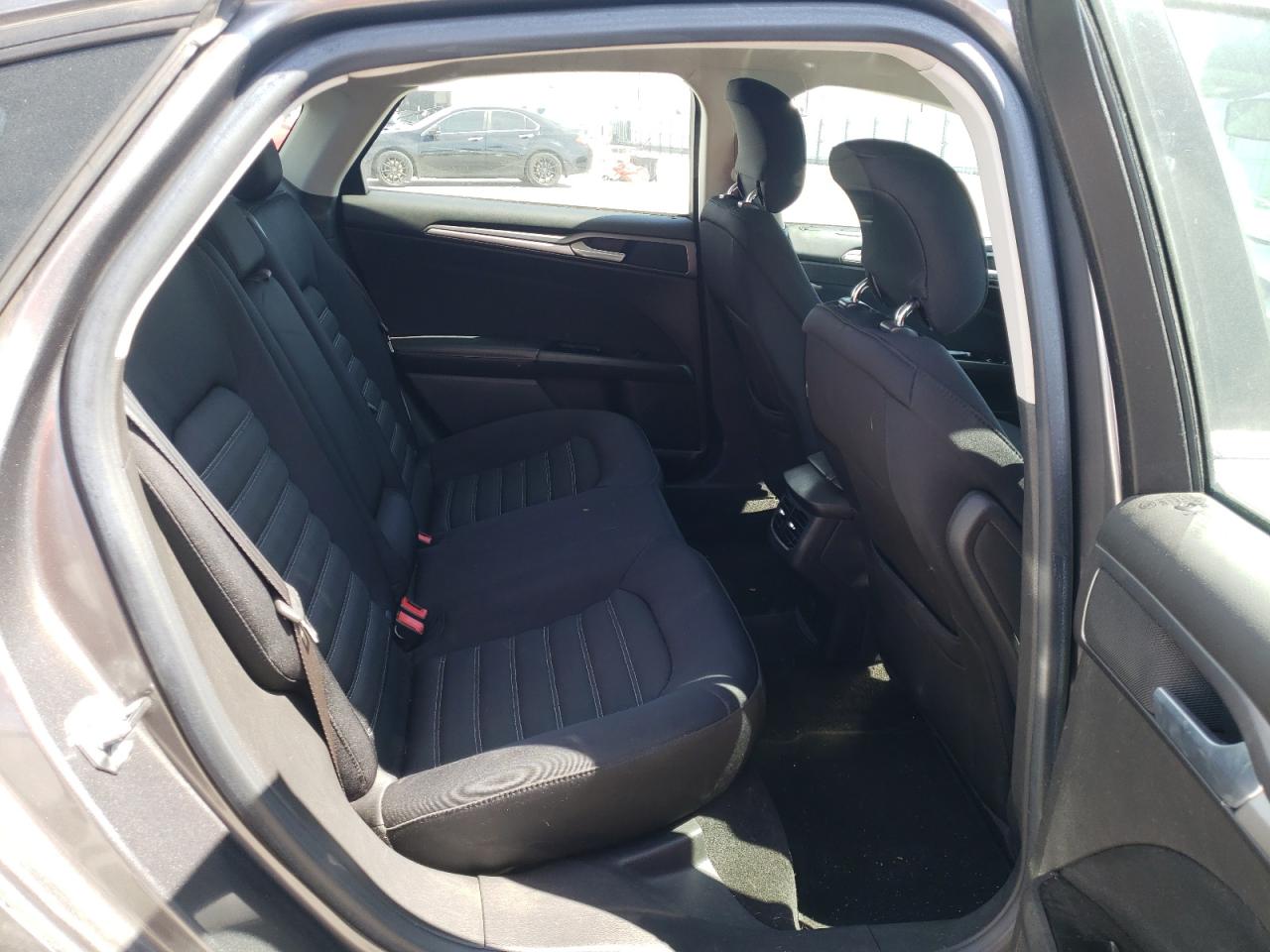 Photo 6 from auction – 2013 FORD FUSION SE with VIN 3FA6P0H70DR373137