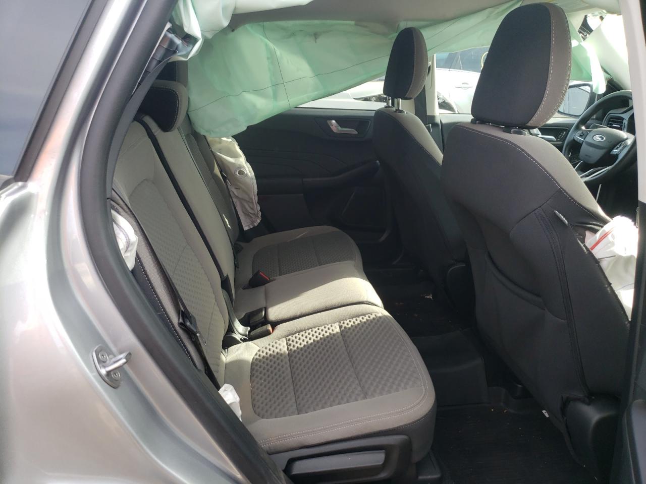 Photo 6 from auction – 2021 FORD ESCAPE SE with VIN 1FMCU0G69MUA10841