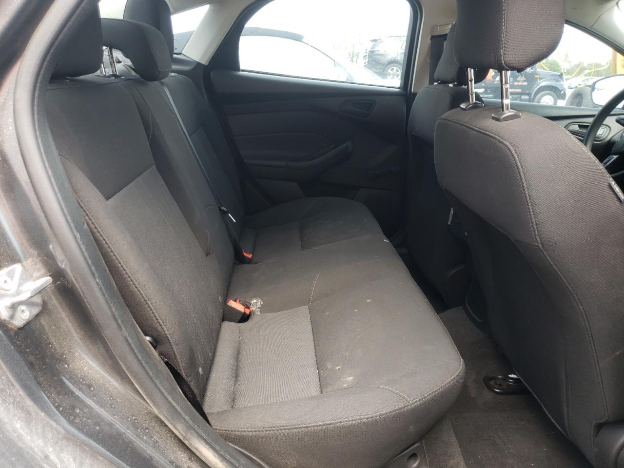 Photo 6 from auction – 2018 FORD FOCUS S with VIN 1FADP3E27JL311634