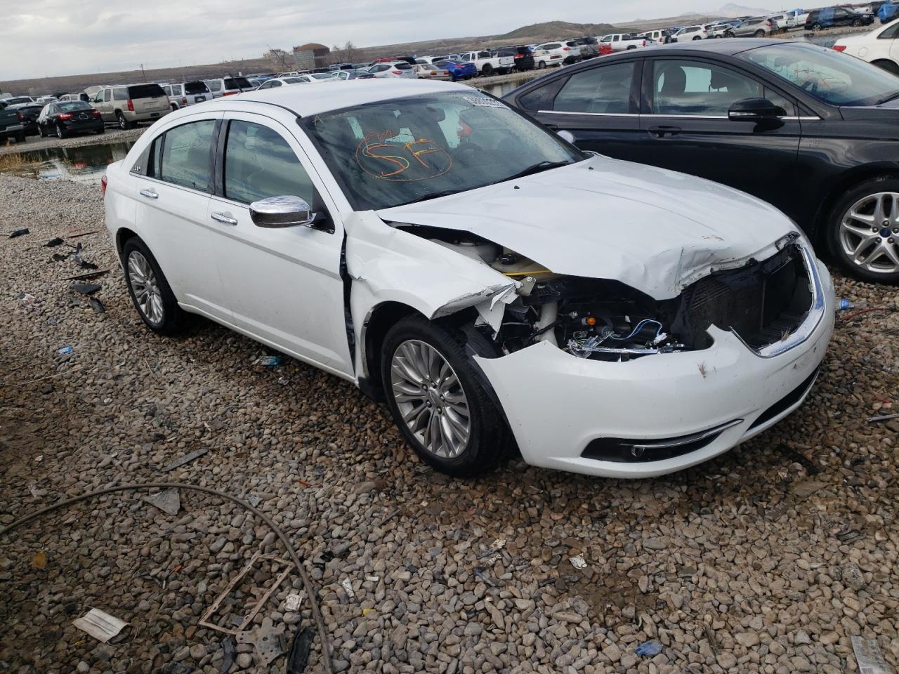 CHRYSLER 200 LIMITE 2013 with VIN 1C3CCBCGXDN524892 - Photo from auction