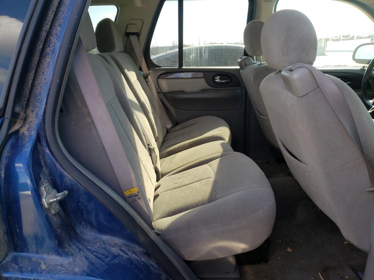 Photo 6 from auction – 2006 GMC ENVOY with VIN 1GKDT13S262223038