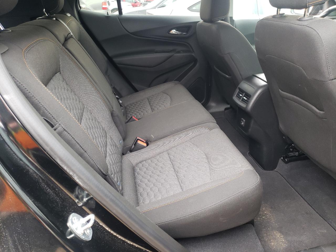 Photo 6 from auction – 2020 CHEVROLET EQUINOX LT with VIN 2GNAXJEV8L6120108
