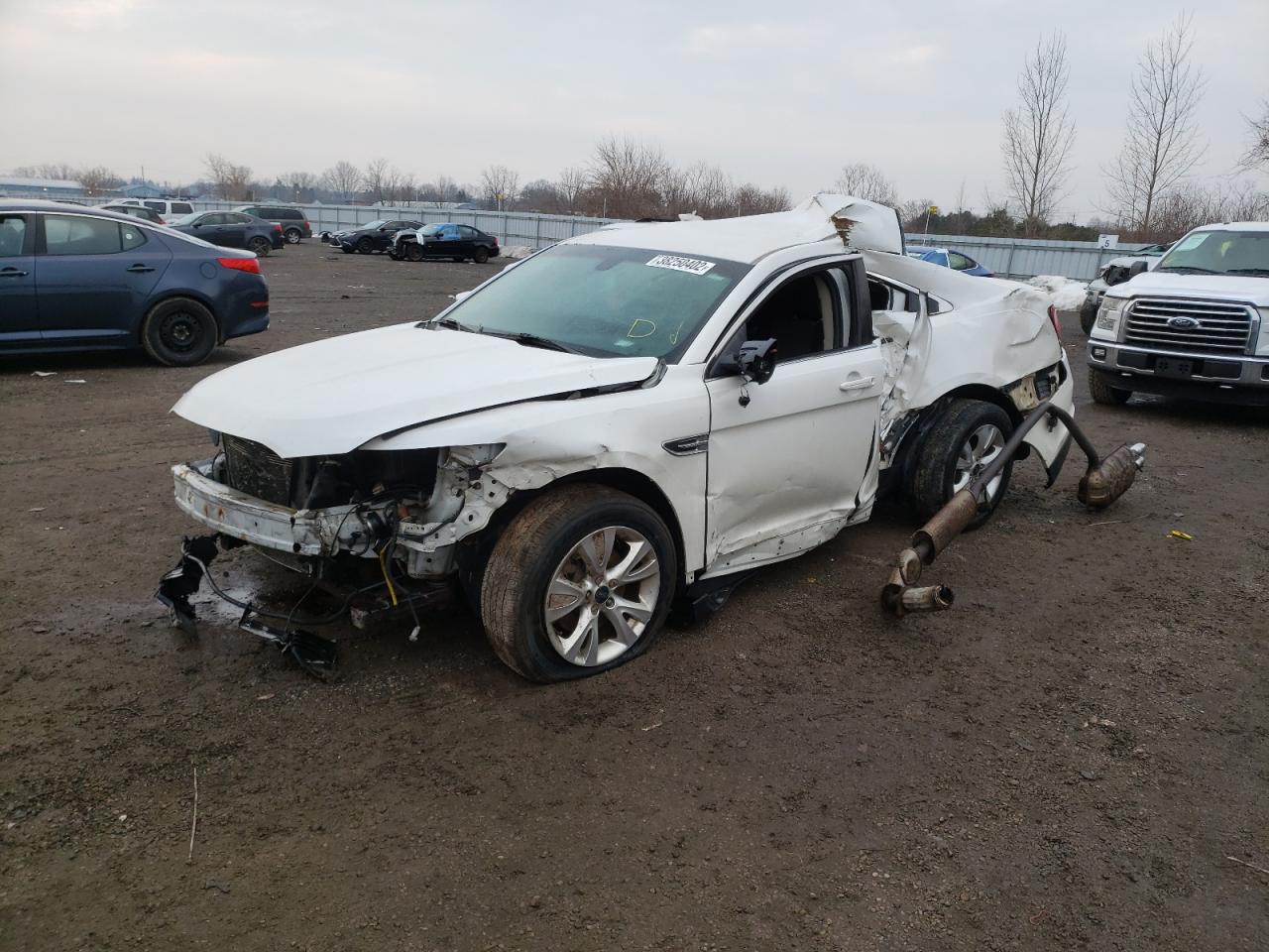 Foto 2 de la subasta – 2011 FORD TAURUS SEL con VIN 1FAHP2EW9BG106759