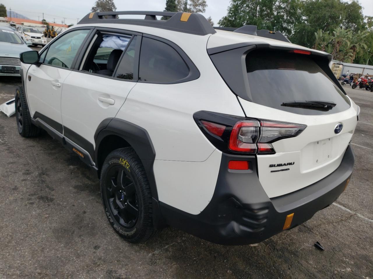 Photo 3 from auction – 2022 SUBARU OUTBACK WI with VIN 4S4BTGUD3N3112069