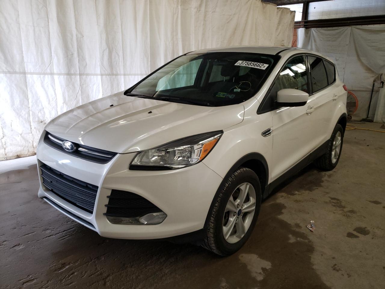 Photo 2 from auction – 2015 FORD ESCAPE SE with VIN 1FMCU9GX0FUC53163