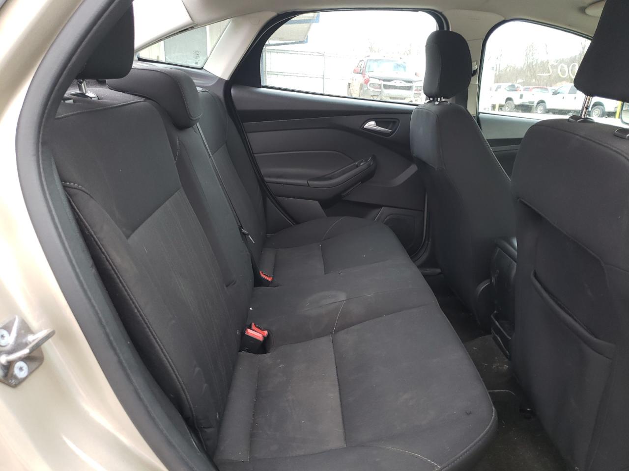 Photo 6 from auction – 2018 FORD FOCUS SE with VIN 1FADP3F25JL286232