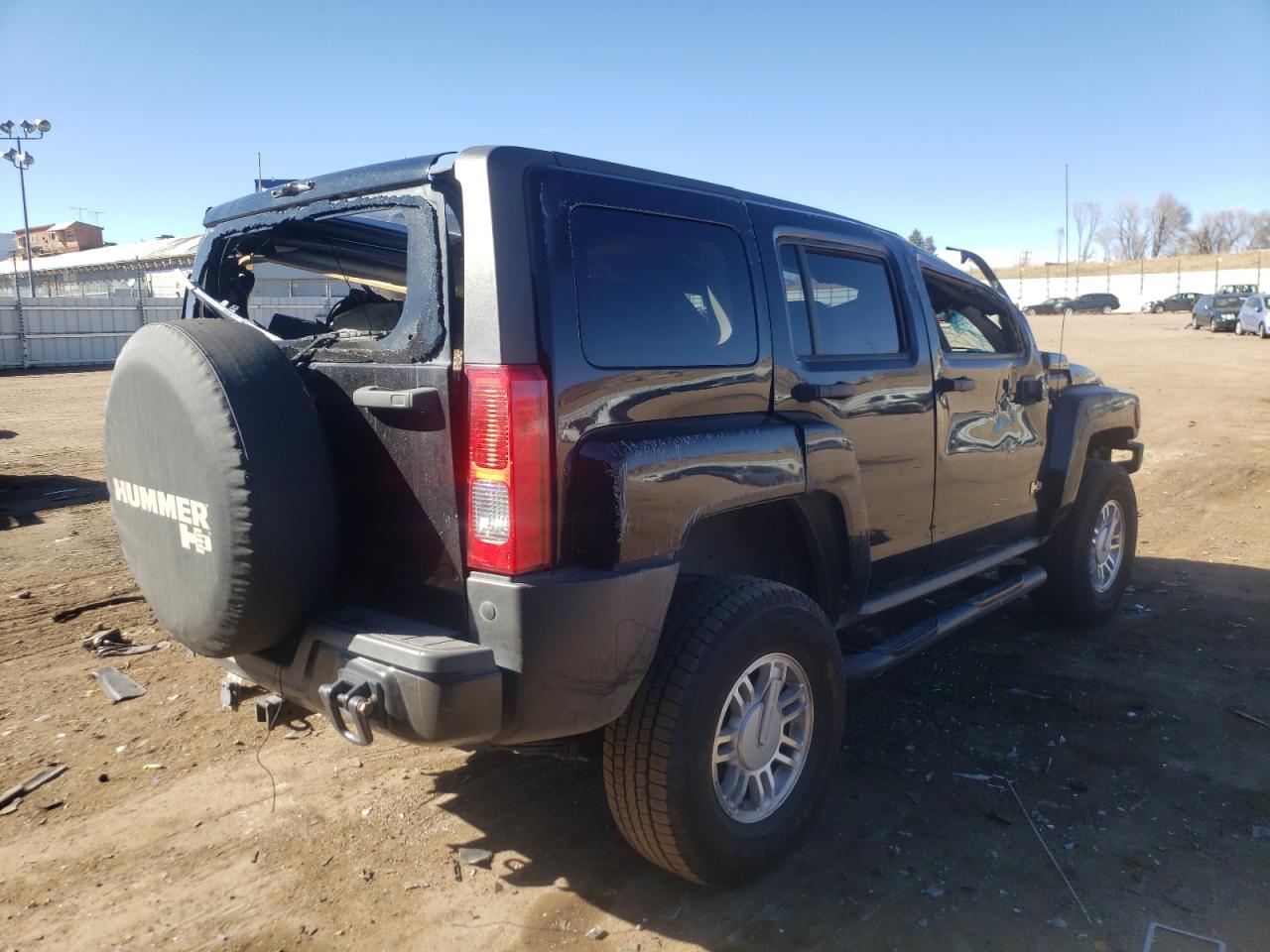 Photo 4 from auction – 2006 HUMMER H3 with VIN 5GTDN136168293600