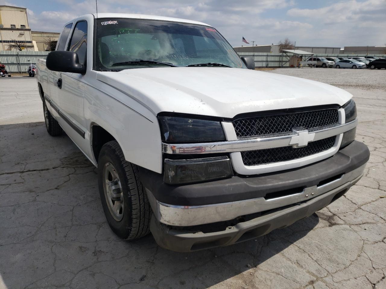 CHEVROLET SILVERADO 2003 with VIN 2GCEC19X831108751 - Photo from auction