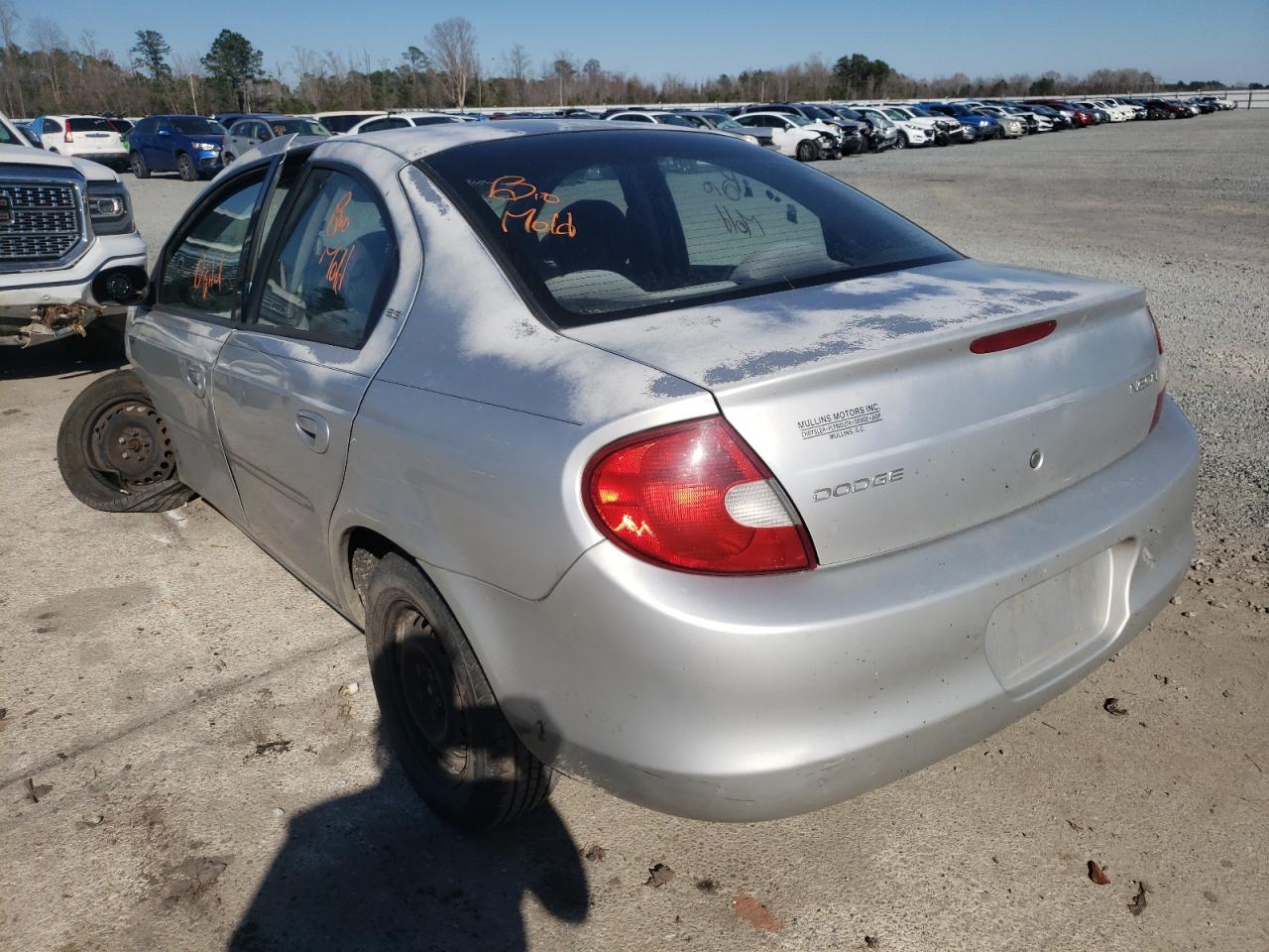 Photo 3 from auction – 2001 DODGE NEON SE with VIN 1B3ES46C51D210470