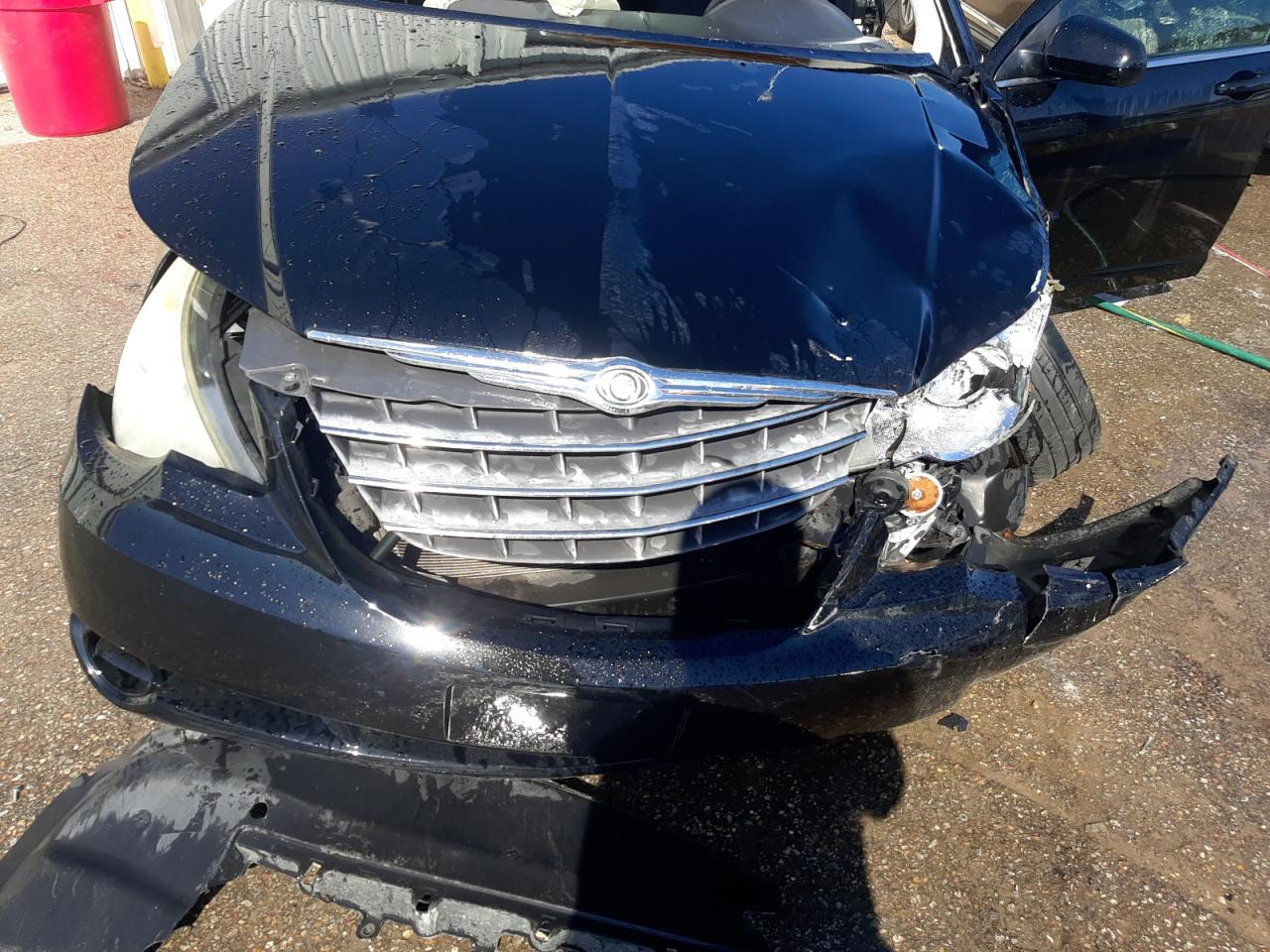 Photo 7 from auction – 2010 CHRYSLER SEBRING LI with VIN 1C3CC5FB5AN110531