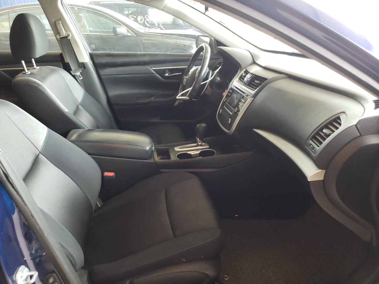Photo 5 from auction – 2017 NISSAN ALTIMA 2.5 with VIN 1N4AL3AP1HC146464