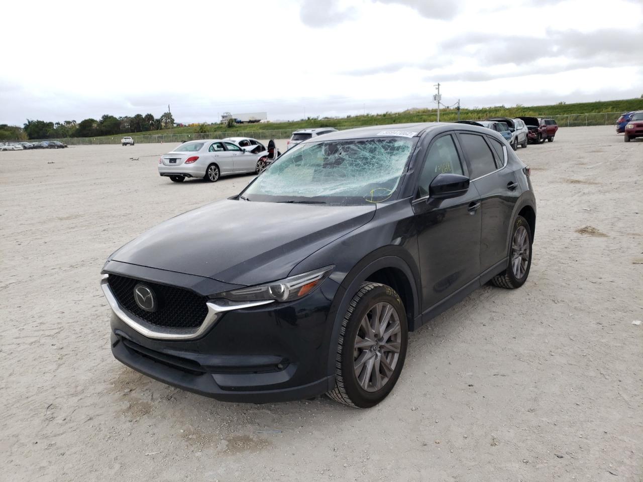 Photo 2 from auction – 2019 MAZDA CX-5 GRAND with VIN JM3KFADMXK1553592