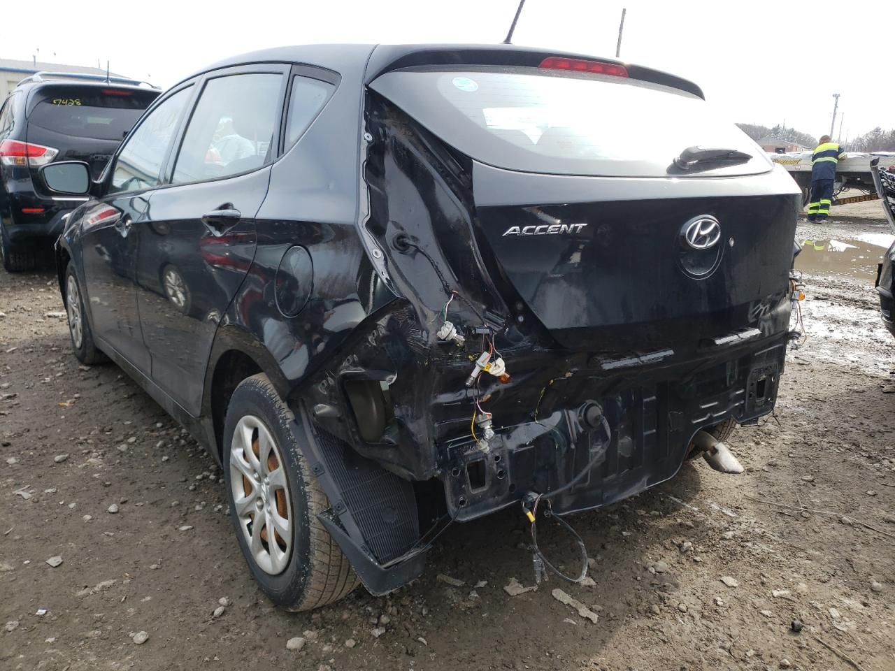 Photo 3 from auction – 2013 HYUNDAI ACCENT with VIN KMHCT5AE0DU089235